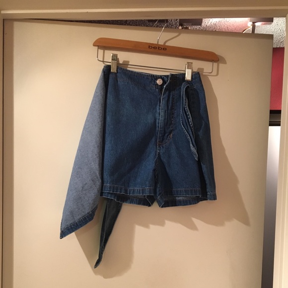 1990’s Jean “skort” (skirt + short) Size: Jr. 5 - Picture 3 of 3